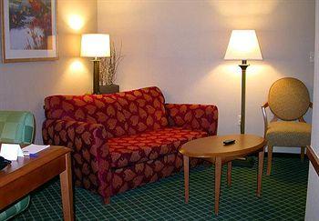 Fairfield Inn And Suites By Marriott Williamsport Exterior photo
