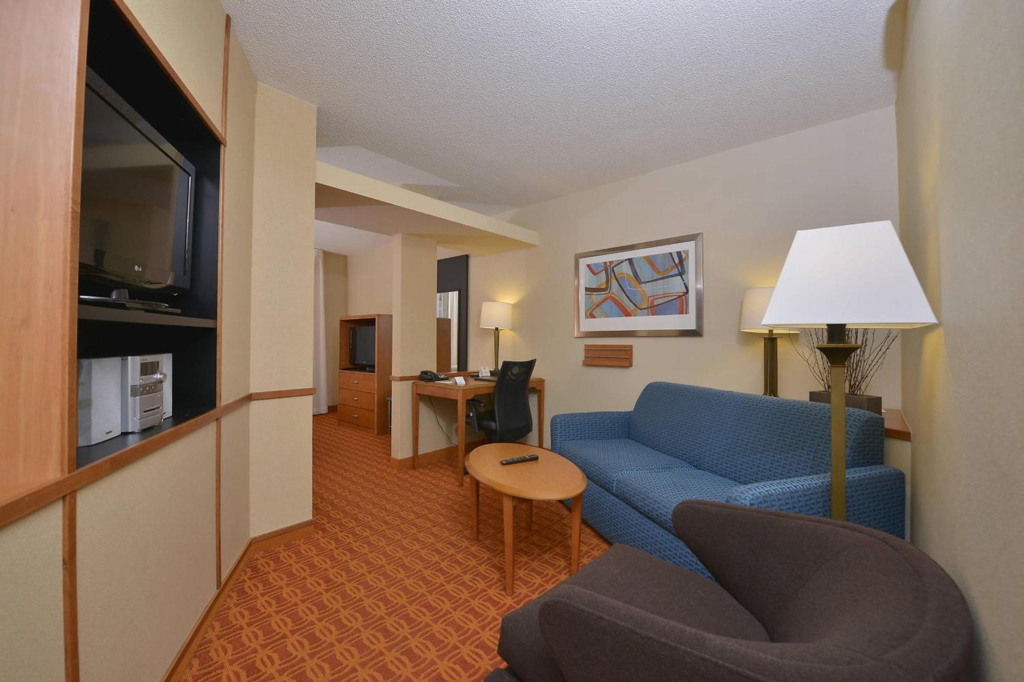 Fairfield Inn And Suites By Marriott Williamsport Exterior photo