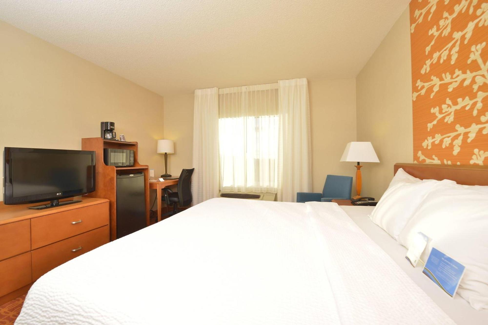Fairfield Inn And Suites By Marriott Williamsport Exterior photo