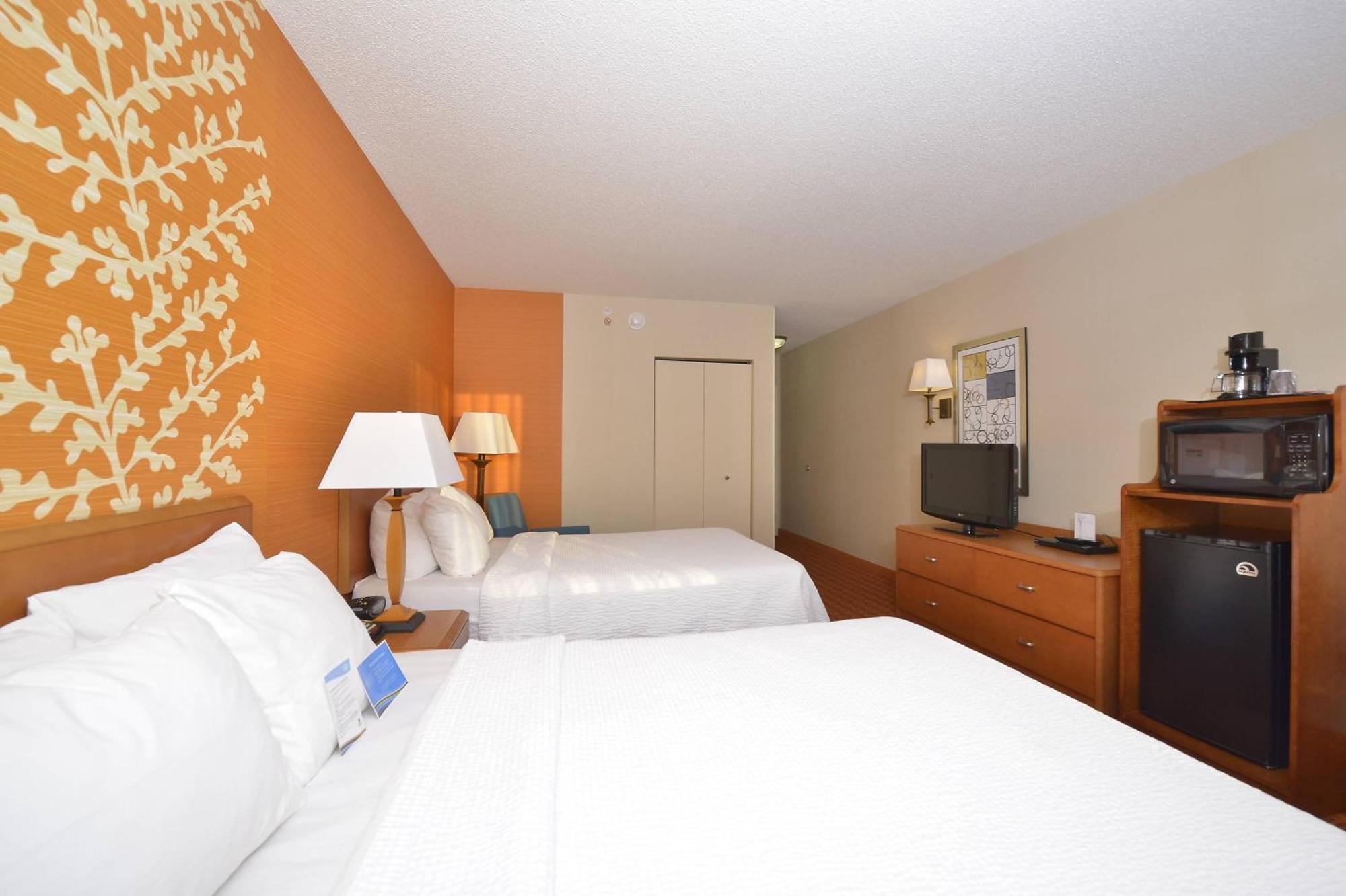 Fairfield Inn And Suites By Marriott Williamsport Exterior photo