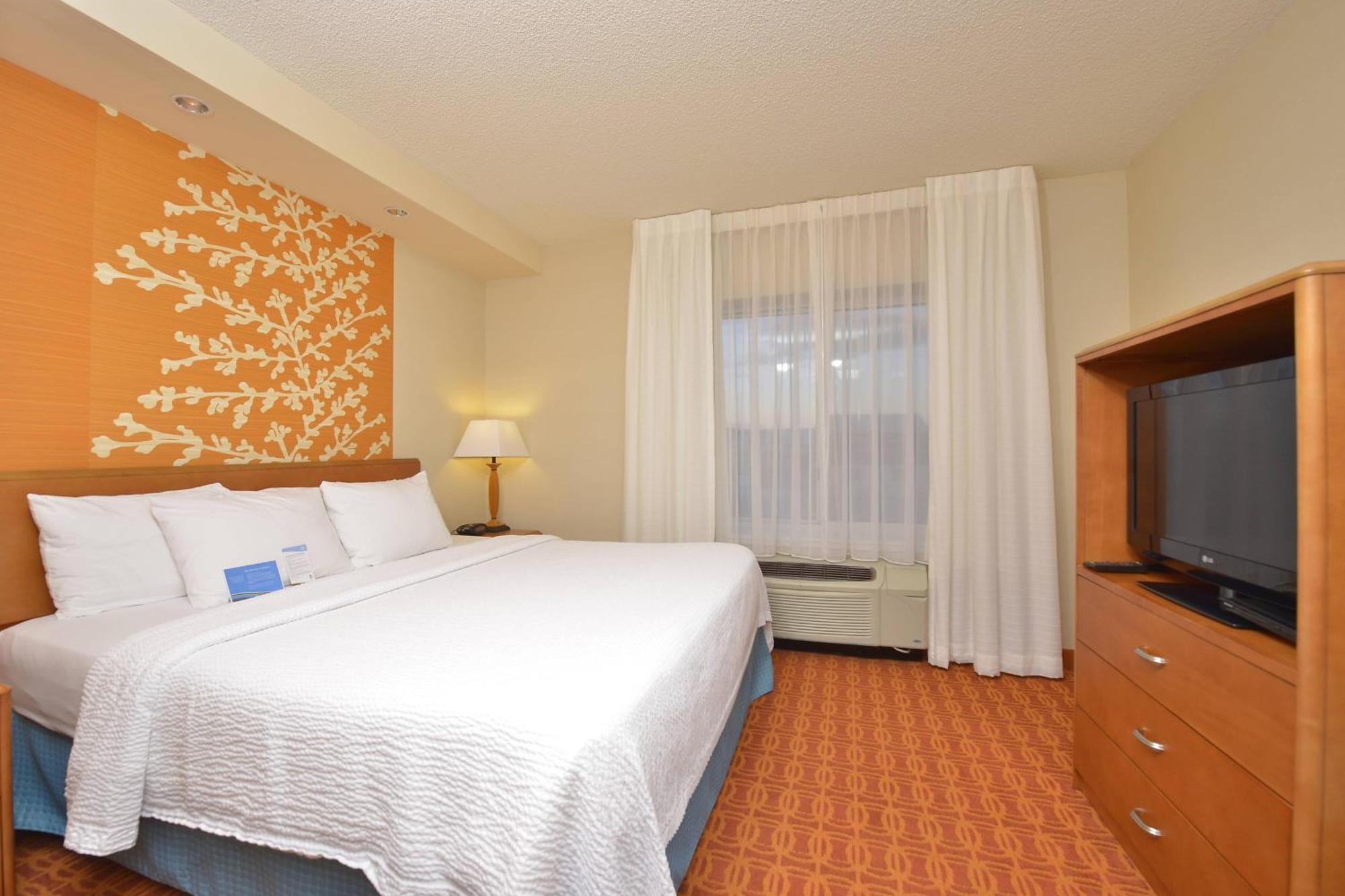 Fairfield Inn And Suites By Marriott Williamsport Exterior photo